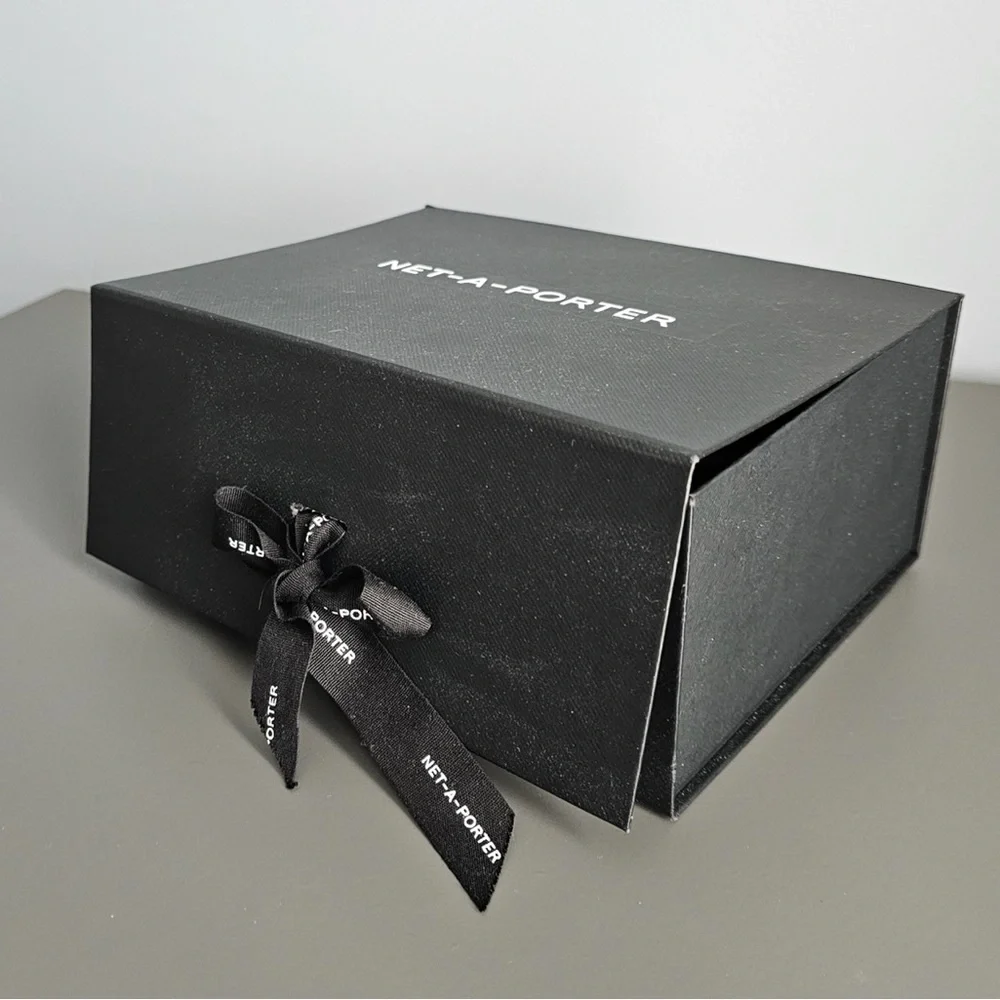 Authentic Net-A-Porter Gift Box - Picture 3 of 8